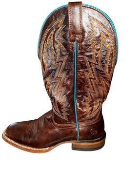 Distressed Ariat Western Boots Men’s 9 Women’s 11 Square Toe Unisex